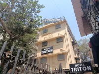 Hotel Triton