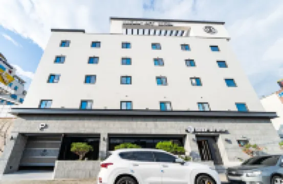 Brown Dot Hotel Gumi Okgye