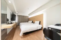Pyeongtaek H Avenue Pyeongtaek Station Branch Hotels near MOLY