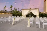 DoubleTree by Hilton San Bernardino - 4 звезды