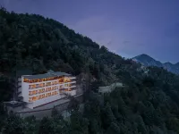 Justa Hollow Oak, Mussoorie