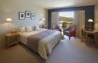 Te Weheka Boutique Hotel Hotels in Fox Glacier