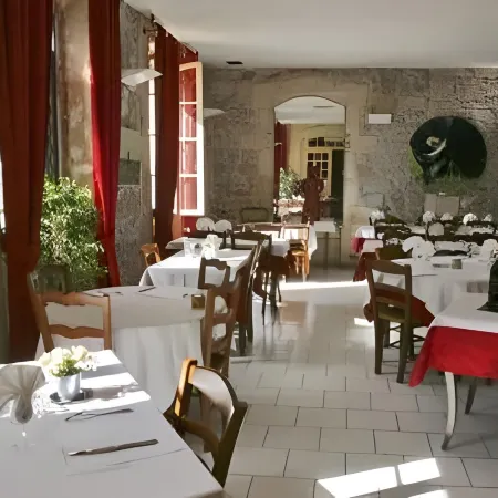 Hostellerie de La Source