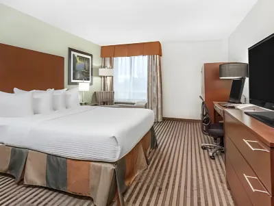 Ramada by Wyndham Carlyle