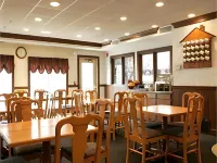 克里夫蘭獨立村居家酒店 - 早餐