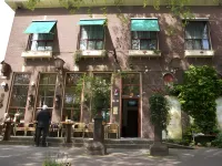 Hotel de Plataan Delft Centrum Hotels in Delft