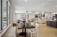 Best Western Plus Downtown Inn  Suites
