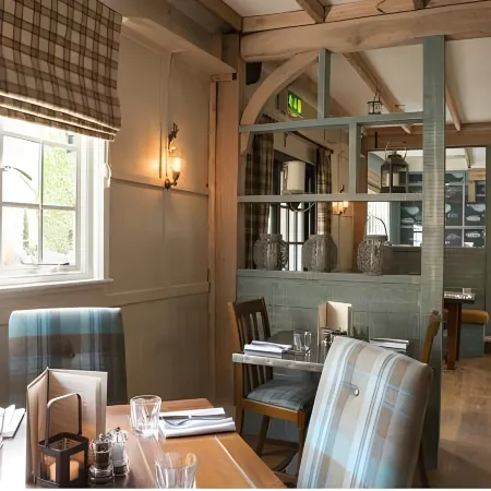 The White Hart Ford