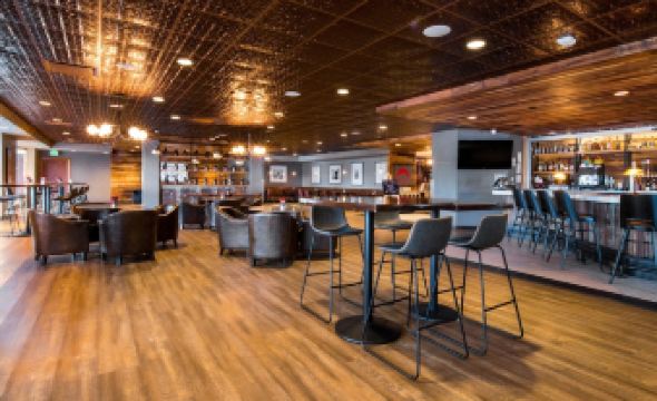 2. 홀리데이 인 에..