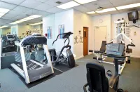 Avon Old Farms Hotel - gimnasio