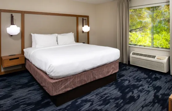 格林斯伯勒溫多弗萬楓酒店及套房