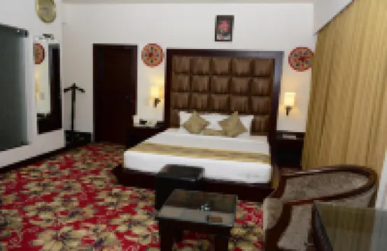 The Lily Hotel Hotels in 