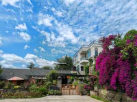 Lizhuang Half-Acre Blossom Field Homestay