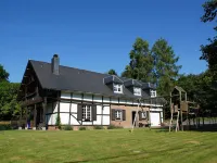 House with a Bubble Bath in Quiet Surroundings Các khách sạn gần Eau Rouge - Spa-Francourchamps Circuit