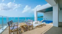Pohang Overlooking Pool Villa