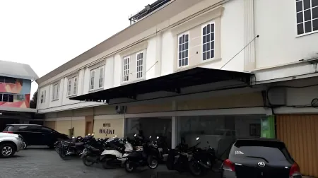 Express O 91674 Penginapan Bm Prima Отели в г. Mandau