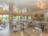 Hôtel Bahia Hotels in Villeneuve-Loubet