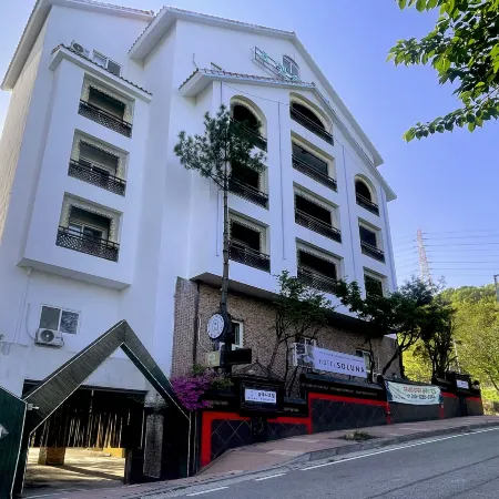 Asan Soluna Hotel