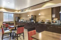 舒適套房飯店 - 早餐