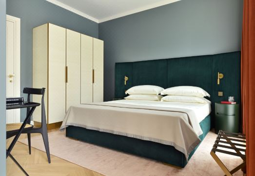 Casa Brivio의 깨끗하고 현대적인 주방 공간