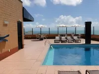 Plaza Praia Suítes