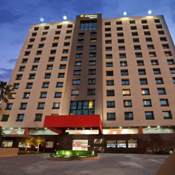 CHN Hotel Monterrey Norte, Trademark Collection by Wyndham Hotels in der Nähe von Estadio de Béisbol Monterrey