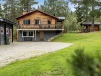 Kvisthån Tallen Hotels near Hovdebanan