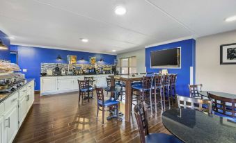 Best Western Shelbyville Inn and Suites Celebration Inn