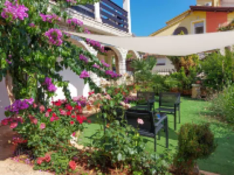 Danica Hotels in Peroj