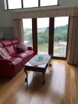 Penthouse Luxury Suite for 4 Persons with 2 Marble Bathroom Hôtels à proximité de : Truro School