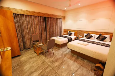Hotel Horizon & Restaurant Hotels near Joravar pir dargah