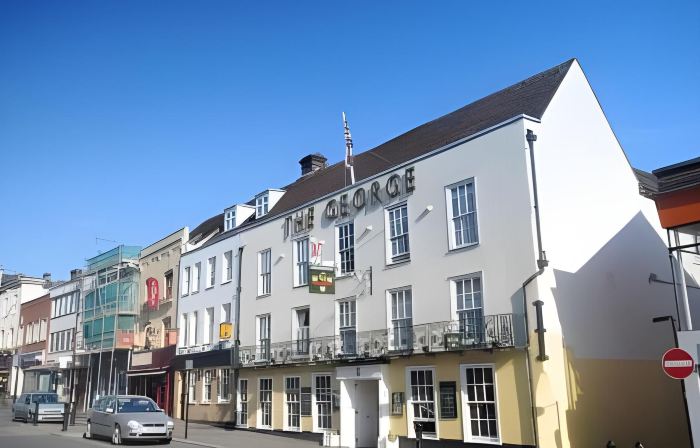 The George Hotel