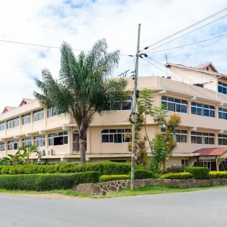 Hillcourt Resort and Spa