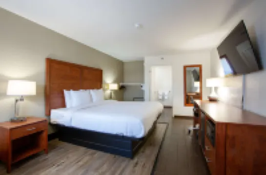 Hotel Serene Glendale Peoria, Surestay Collection by BW โรงแรมในเกลนเดล