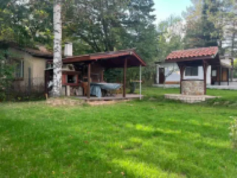 Villa Yarema Mountain Relax with Hot Jacuzzi & Sauna Hotels in 