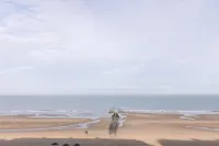 Huswell - Cosy Apartment with Terrace Overlooking the Sea