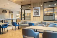 因佛內斯機場萬怡飯店 - 早餐