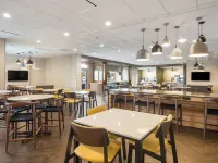 Fairfield Inn & Suites Dallas Plano/Frisco Hotels in Collin County