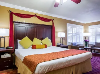 Clarion Collection Wilkie's Inn Pacific Grove - Monterey Hotels in Pacific Grove