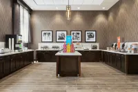 Hampton Inn & Suites Kansas City Downtown Crossroads - breakfast