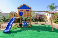 Group Villa with Direct Access to the Sea, Private Pool,Free wi-fi, Garden, BBQ Các khách sạn ở Scicli