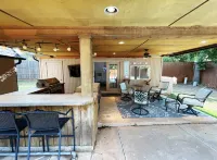 Cherry Hill Retreat - Pool & Cabana