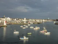 Saint Gilles Croix de Vie facing the sea (l'Adon