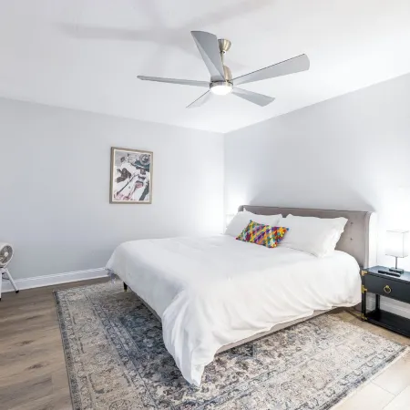Amelia's Apartment 2b/1ba Wi-Fi, TV, Kitchen, W/D, Patio