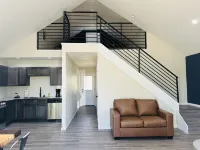 Loft near Bennett Springs State Park