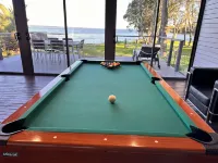 Perfect Retreat Absolute waterfront, Stunning View and Direct Access to water.