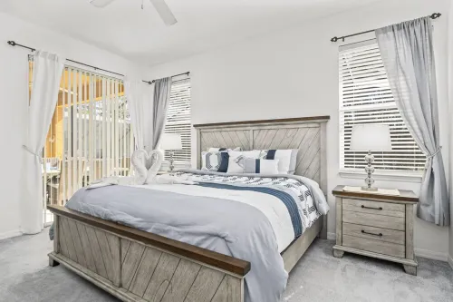 The New Woodlands Villa @ Watersong - A 4 bed 3 bath South Facing Pool Home