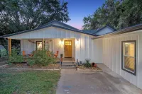 LaTexienda: Newly Renovated, Game Weekend, Firepit, Games