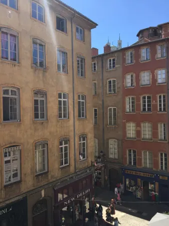 Au Coeur du Vieux Lyon, Studio Lumineux et Cosy