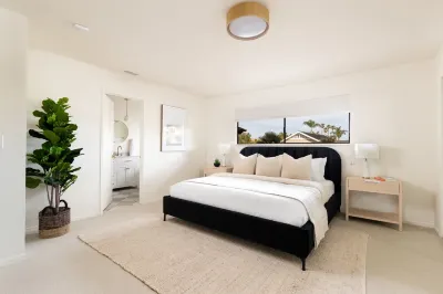 Blackrock Beach House with Private Beach Access Santa Barbara Landing 주변 호텔